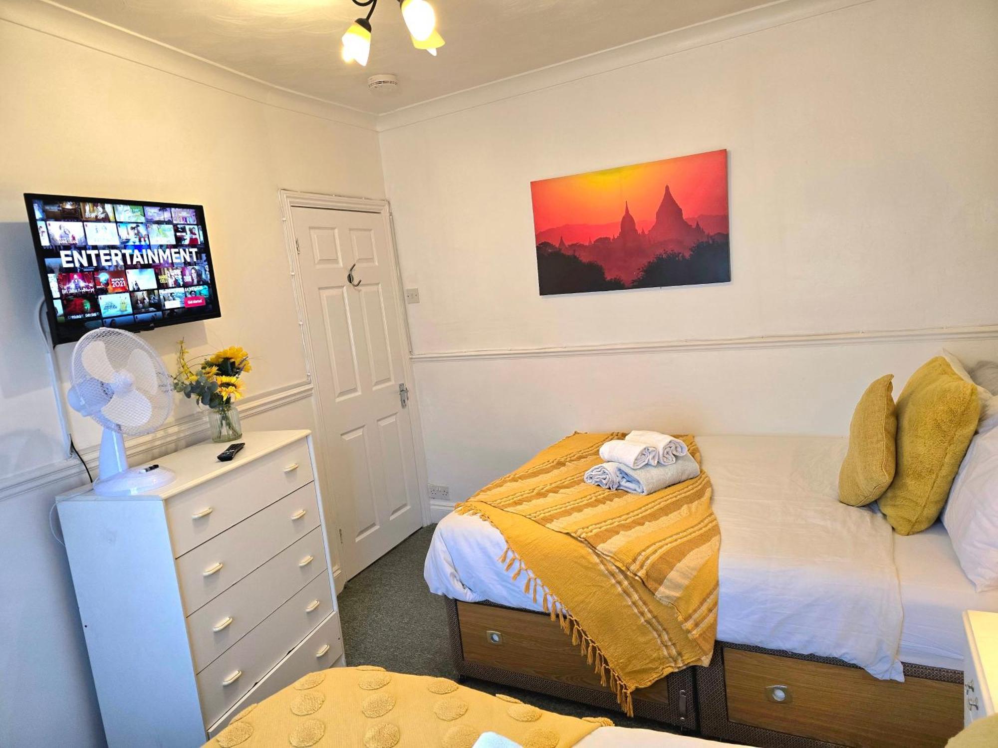Gillings Villa -Perfect For Long & Short Stays غيلينغهام المظهر الخارجي الصورة